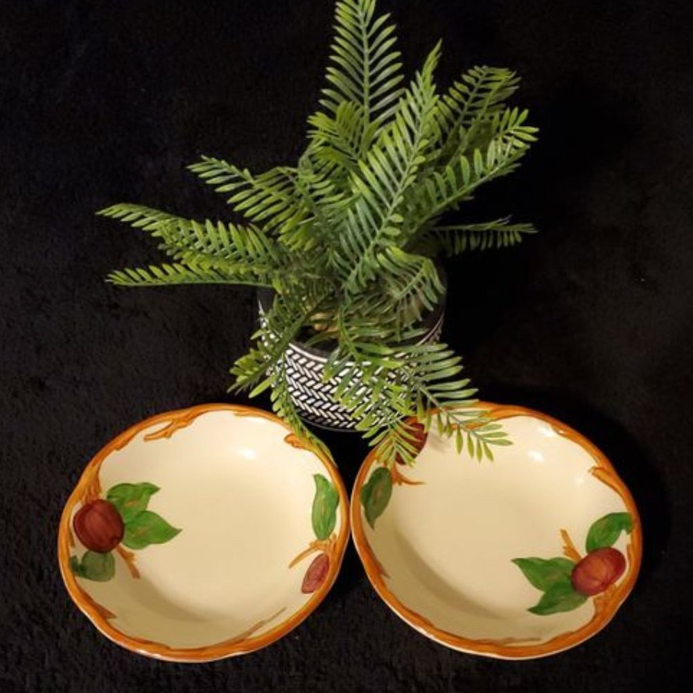 VTG Franciscan Apple Pattern Fruit/Dessert Bowl